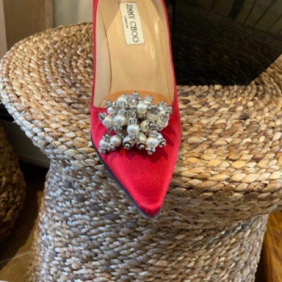 JIMMY CHOO SATIN PUMP WITH PEARLS SZ 38.5 SHOE - Picture 3 of 5